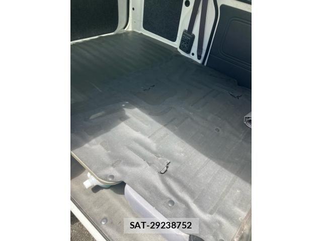 Daihatsu HIJET CARGO 2013-08 8412769-15