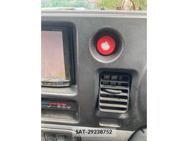 Daihatsu HIJET CARGO 2013-08 8412769-16