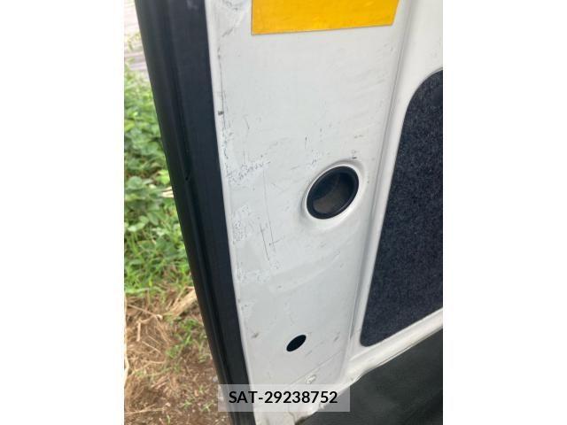 Daihatsu HIJET CARGO 2013-08 8412769-27