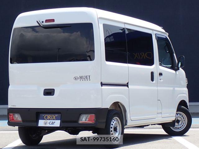 Daihatsu HIJET CARGO 2022-04 8412759-2