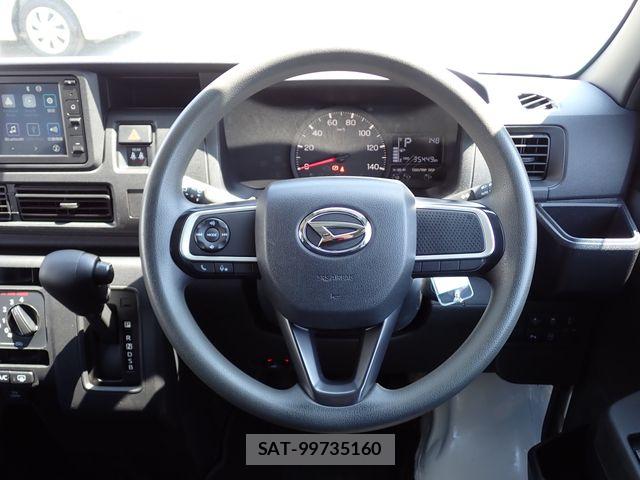 Daihatsu HIJET CARGO 2022-04 8412759-4