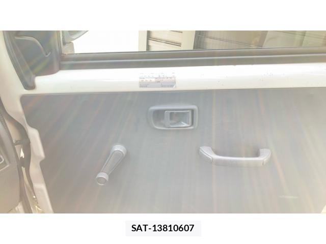 Daihatsu HIJET CARGO 2016-11 8438196-15