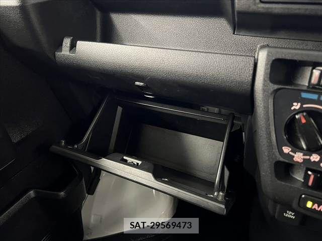 Daihatsu HIJET CARGO 2022-09 8457626-27