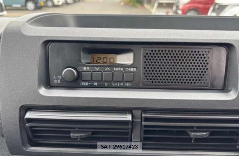 Daihatsu HIJET CARGO 2025-10 8490123-12