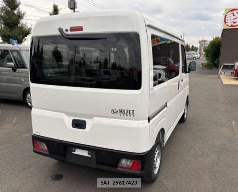 Daihatsu HIJET CARGO 2025-10 8490123-2