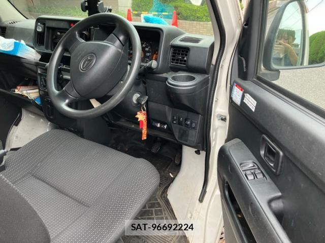 Daihatsu HIJET CARGO 2018-06 8525165-8
