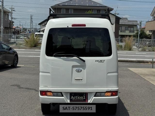 Daihatsu HIJET CARGO 2021-06 8525156-4