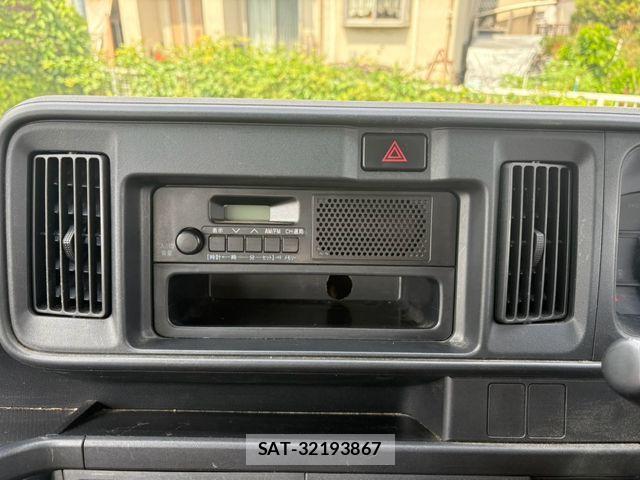 Daihatsu HIJET CARGO 2018-06 8525166-16