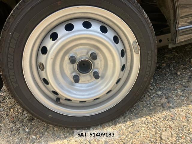 Daihatsu HIJET CARGO 2018-11 8562116-6
