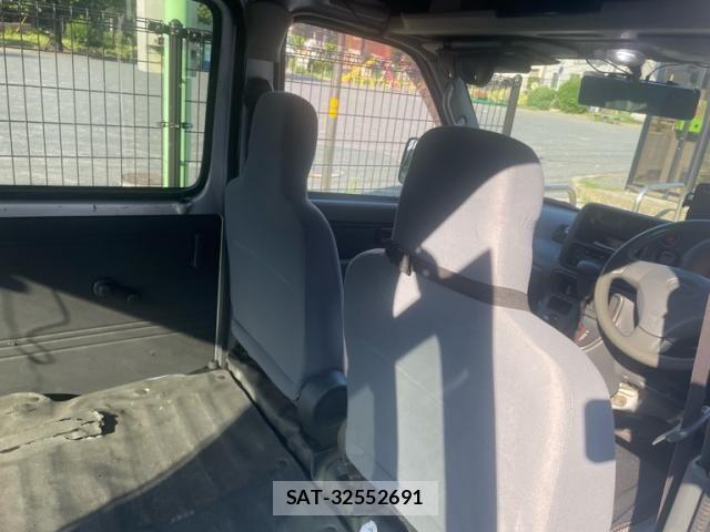Daihatsu HIJET CARGO 2010-07 8562118-7