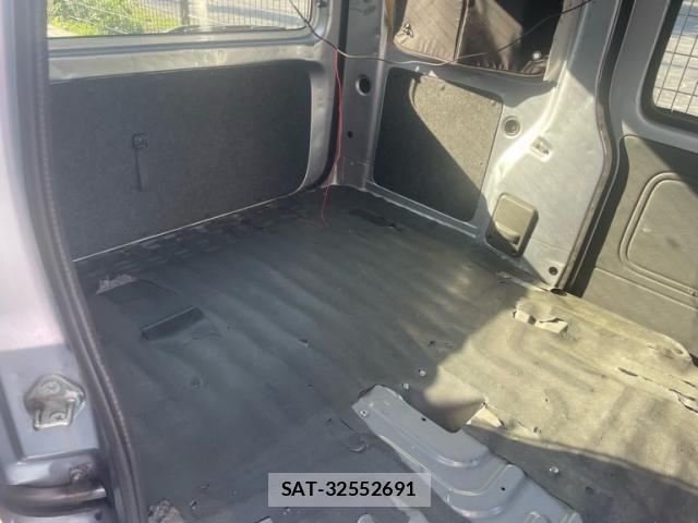 Daihatsu HIJET CARGO 2010-07 8562118-8