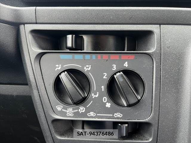 Daihatsu HIJET CARGO 2021-07 8562112-22
