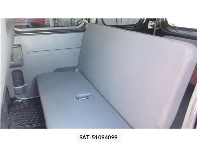 Daihatsu HIJET CARGO 2022-04 8562113-10