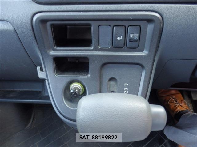 Daihatsu HIJET CARGO 2016-08 8562114-24