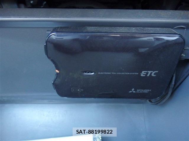 Daihatsu HIJET CARGO 2016-08 8562114-28