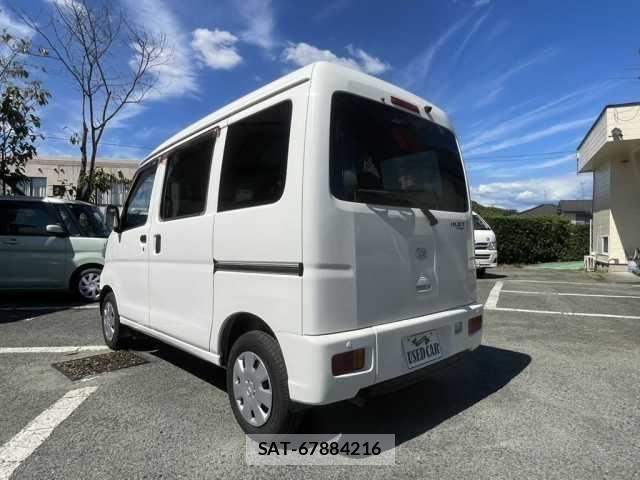 Daihatsu HIJET CARGO 2018-04 8627038-11