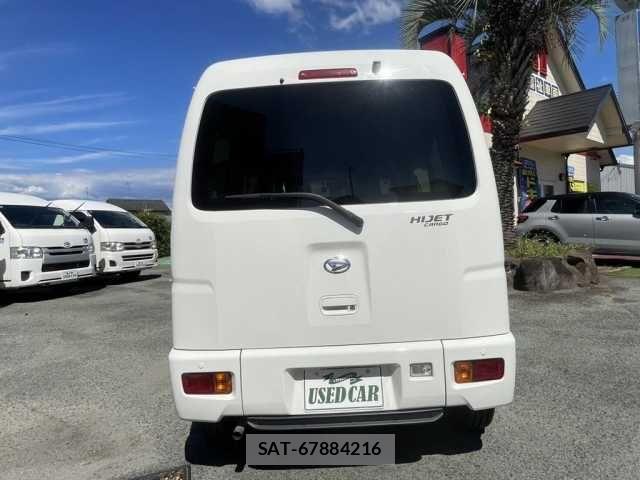 Daihatsu HIJET CARGO 2018-04 8627038-13