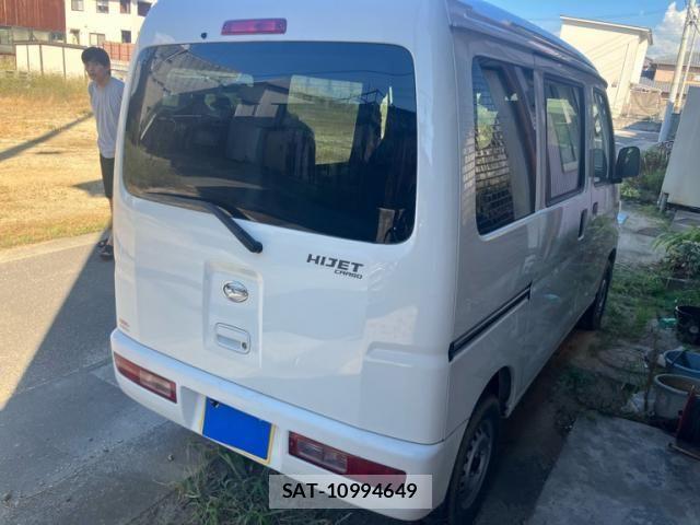 Daihatsu HIJET CARGO 2017-11 8627049-3