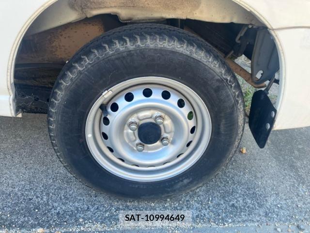 Daihatsu HIJET CARGO 2017-11 8627049-5