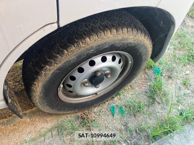 Daihatsu HIJET CARGO 2017-11 8627049-7