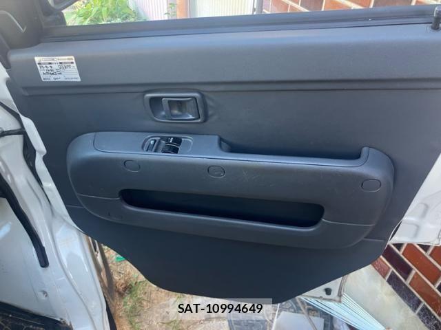 Daihatsu HIJET CARGO 2017-11 8627049-8