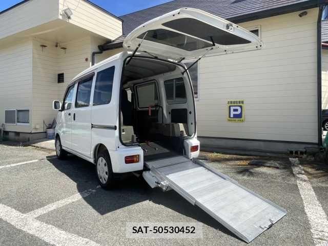 Daihatsu HIJET CARGO 2017-08 8627039-0