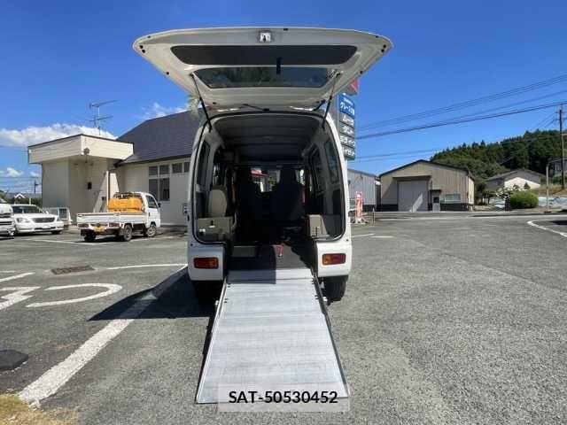 Daihatsu HIJET CARGO 2017-08 8627039-1