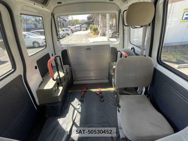 Daihatsu HIJET CARGO 2017-08 8627039-3