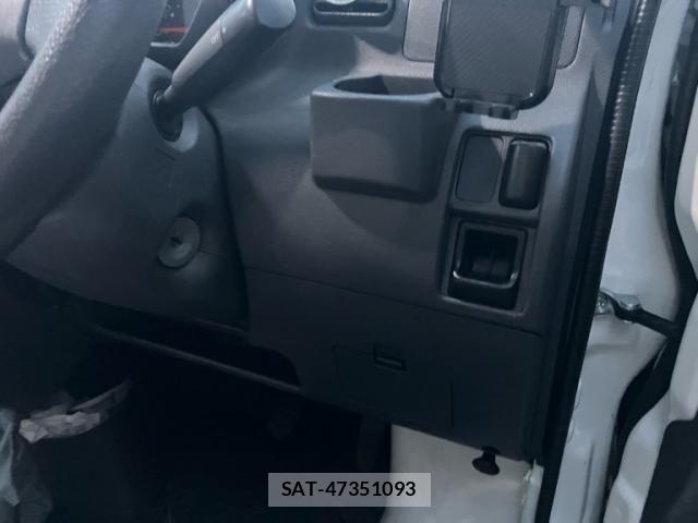 Daihatsu HIJET CARGO 2016-10 8627045-10