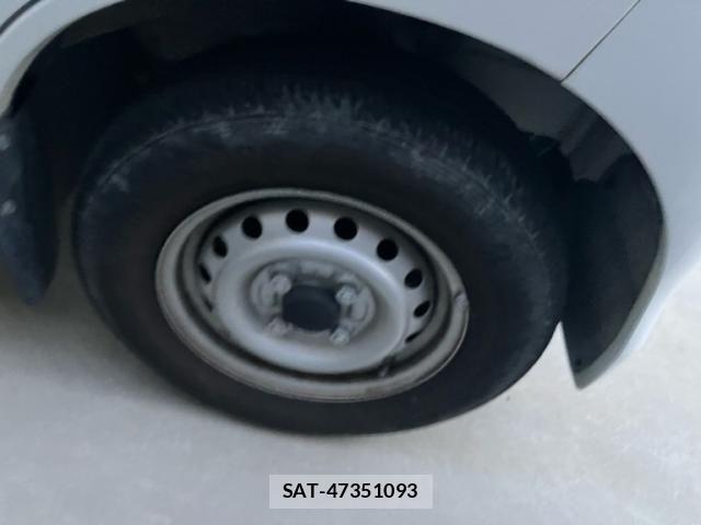 Daihatsu HIJET CARGO 2016-10 8627045-3