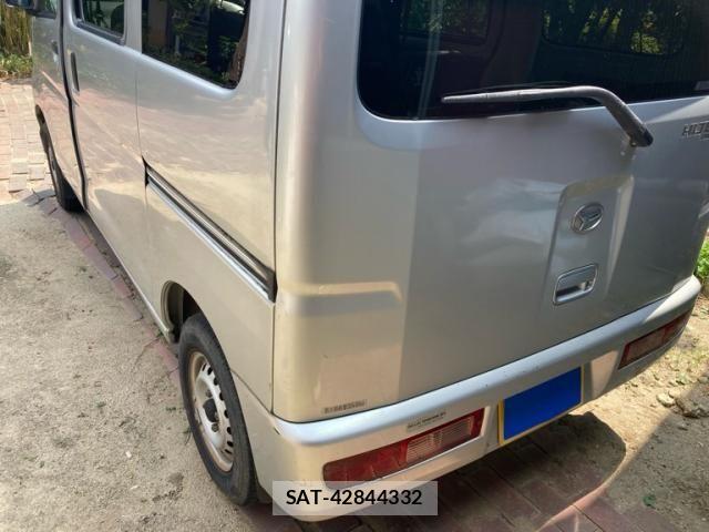 Daihatsu HIJET CARGO 2006-07 8627050-2