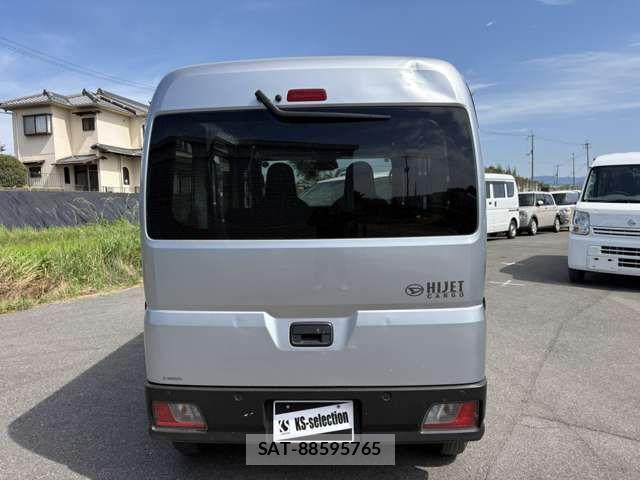 Daihatsu HIJET CARGO 2023-11 8627041-5