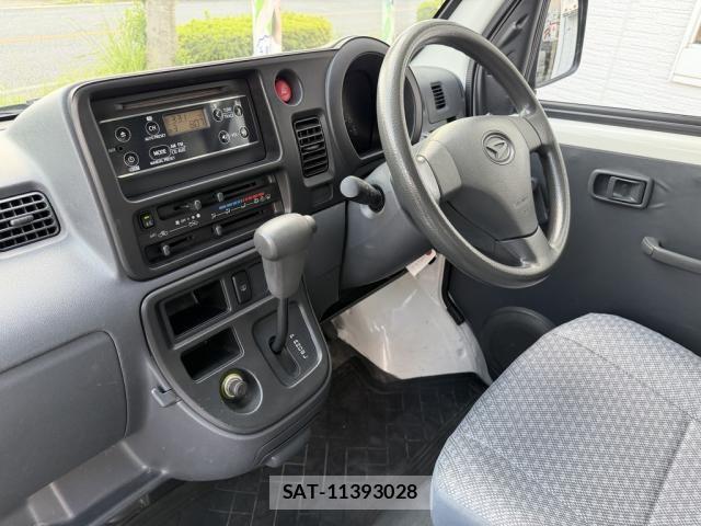 Daihatsu HIJET CARGO 2017-05 8627046-28