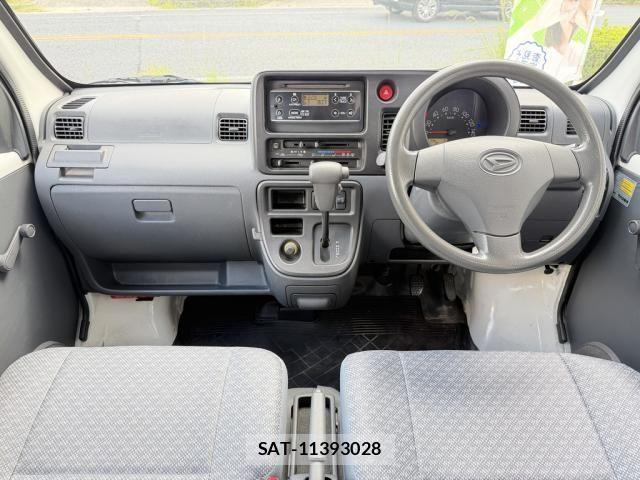 Daihatsu HIJET CARGO 2017-05 8627046-4
