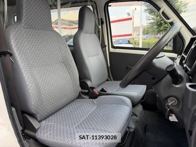 Daihatsu HIJET CARGO 2017-05 8627046-5
