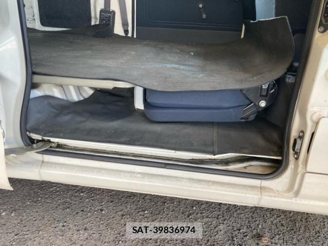 Daihatsu HIJET CARGO 2010-12 8666251-15