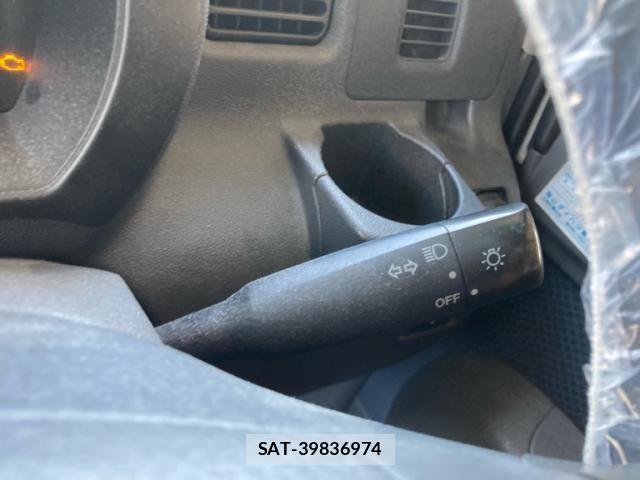 Daihatsu HIJET CARGO 2010-12 8666251-18