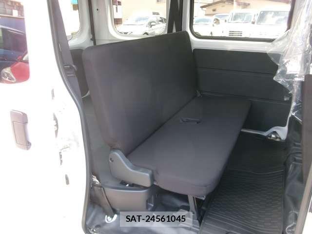 Daihatsu HIJET CARGO 2025-12 8666246-6