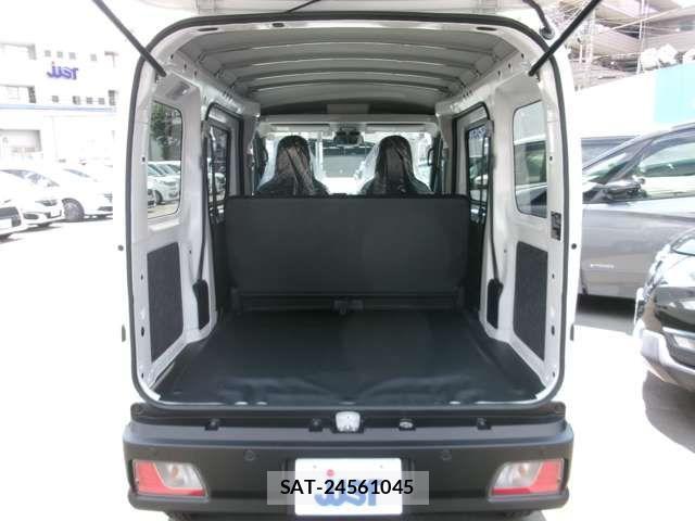 Daihatsu HIJET CARGO 2025-12 8666246-7