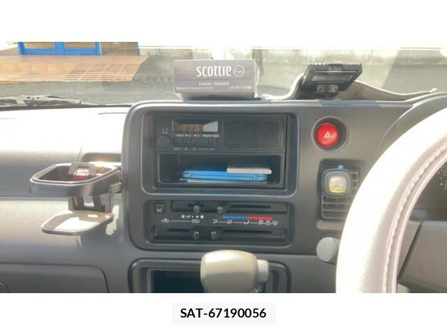 Daihatsu HIJET CARGO 2013-11 8659392-3