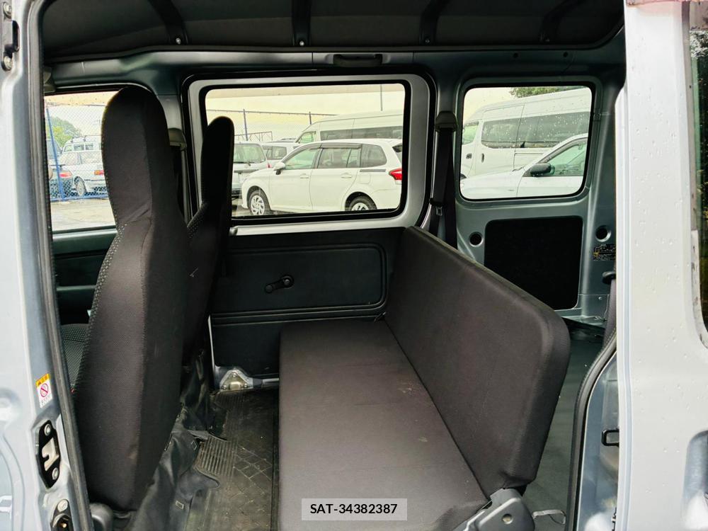 Daihatsu HIJET CARGO 2020-09 8590876-9