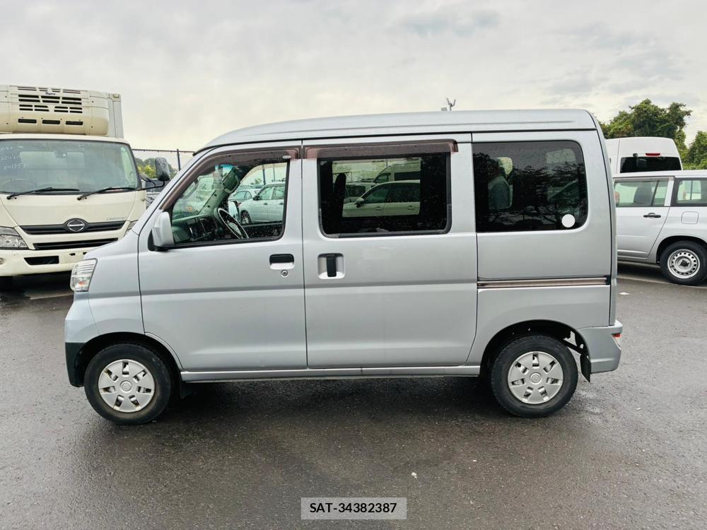 Daihatsu HIJET CARGO 2020-09 8590876-1