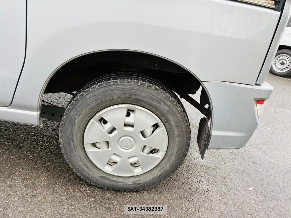 Daihatsu HIJET CARGO 2020-09 8590876-30