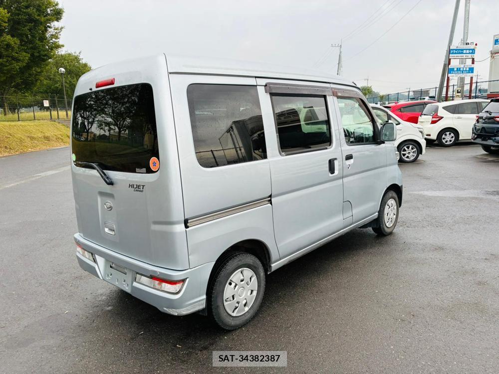 Daihatsu HIJET CARGO 2020-09 8590876-4