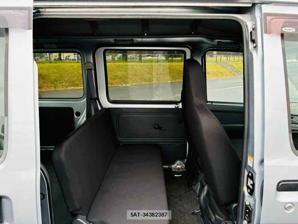 Daihatsu HIJET CARGO 2020-09 8590876-8