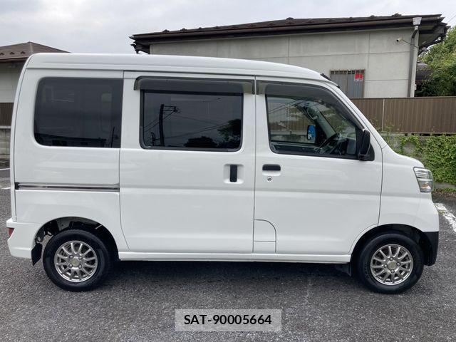 Daihatsu HIJET CARGO 2020-06 8742611-4