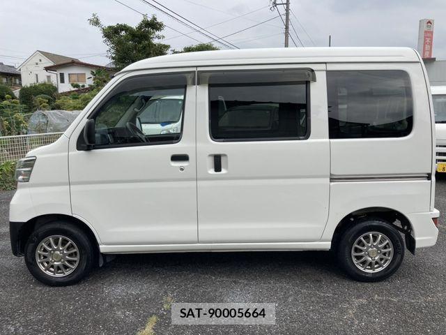 Daihatsu HIJET CARGO 2020-06 8742611-8