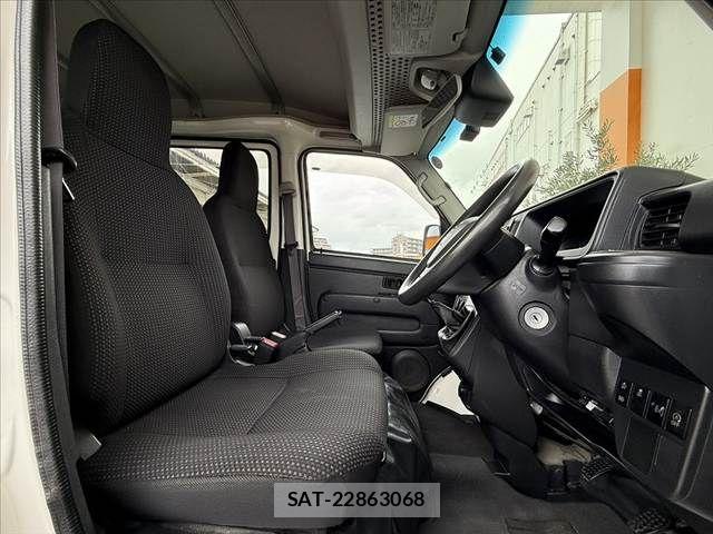 Daihatsu HIJET CARGO 2018-12 8742615-15