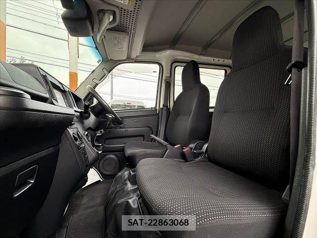 Daihatsu HIJET CARGO 2018-12 8742615-16