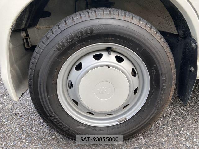 Daihatsu HIJET CARGO 2017-09 8742613-9